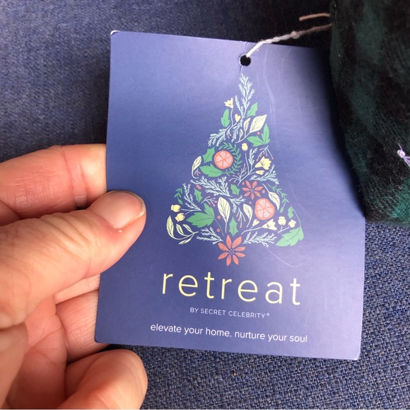 Retreat green black plaid “Believe” Holiday pillow NWT - Picture 2 of 11